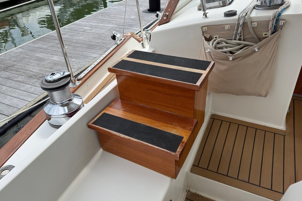 Custom Boarding Steps