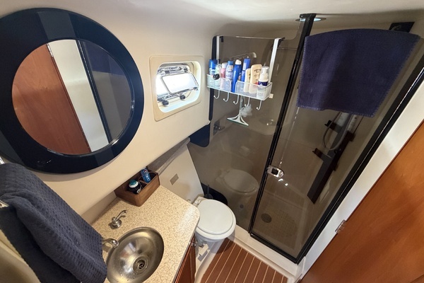 Mainship 34 Trawler Yacht For Sale
