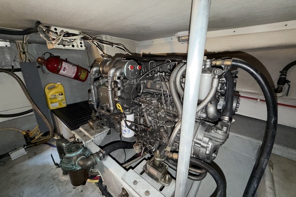 FIDELITY 34ft Mainship Yacht For Sale