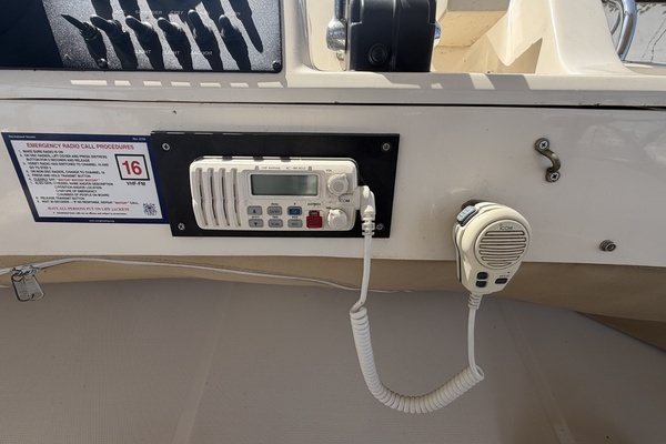 Mainship 34 Trawler Yacht For Sale