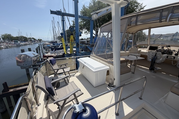 Mainship 34 Trawler Yacht For Sale