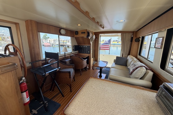 FIDELITY 34ft Mainship Yacht For Sale