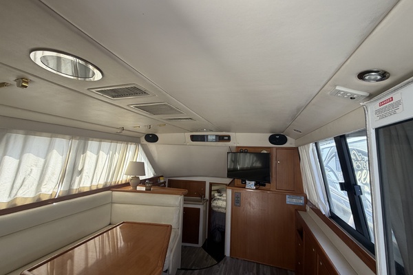 Smart Move 34ft Riviera Yacht For Sale