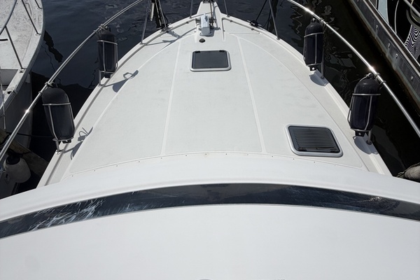 Smart Move 34ft Riviera Yacht For Sale
