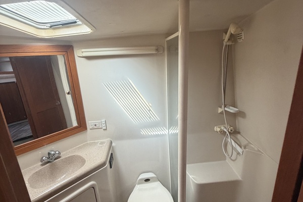 Smart Move 34ft Riviera Yacht For Sale