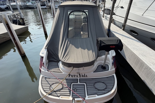PURA VIDA 29ft Monterey Yacht For Sale