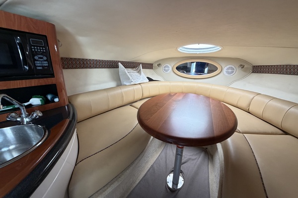 PURA VIDA 29ft Monterey Yacht For Sale