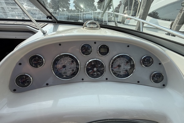 PURA VIDA 29ft Monterey Yacht For Sale