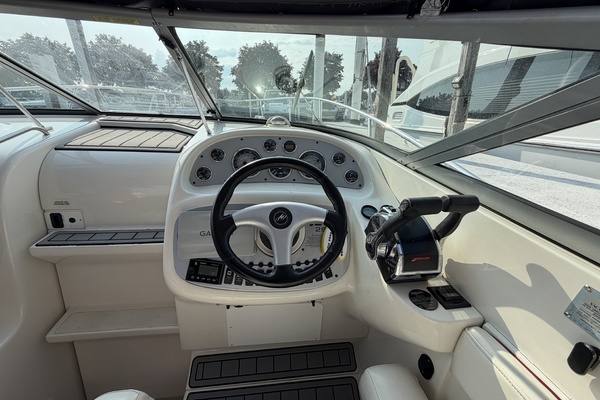 PURA VIDA 29ft Monterey Yacht For Sale