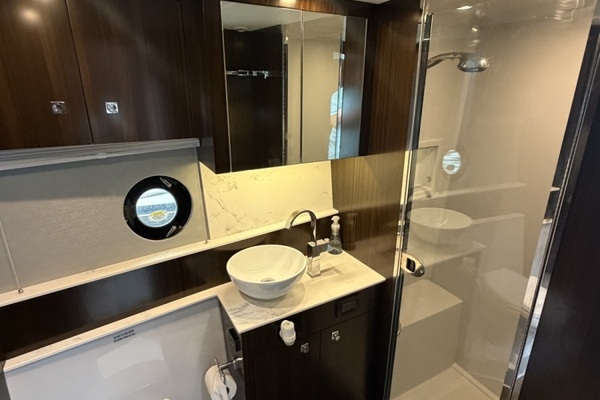 Aquaholic 46ft Cruisers Yacht For Sale