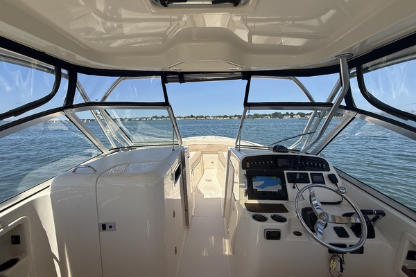 30ft Grady White Yacht For Sale