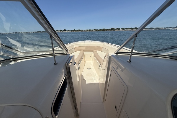 30ft Grady White Yacht For Sale