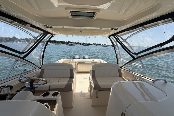 30ft Grady White Yacht For Sale