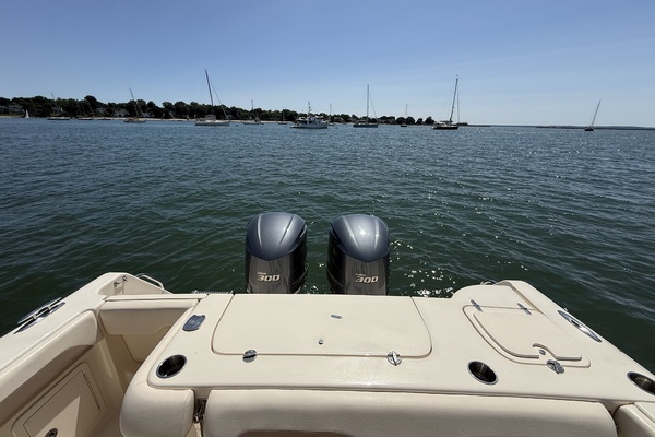 30ft Grady White Yacht For Sale
