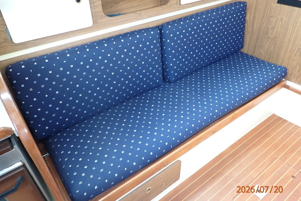 Lucky Dog 35ft Pearson Yacht For Sale