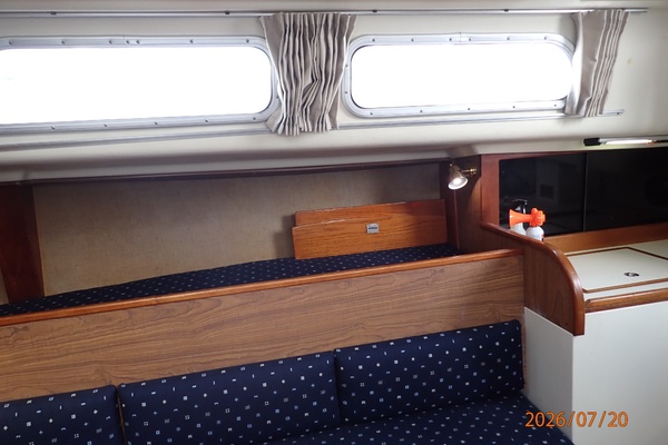 Lucky Dog 35ft Pearson Yacht For Sale