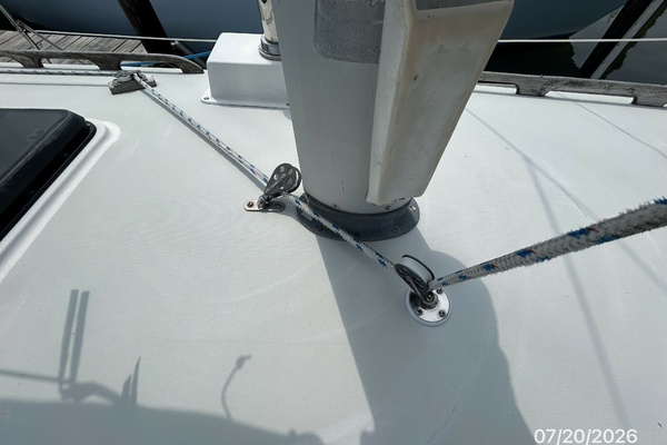 Lucky Dog 35ft Pearson Yacht For Sale