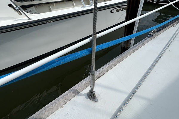 Lucky Dog 35ft Pearson Yacht For Sale