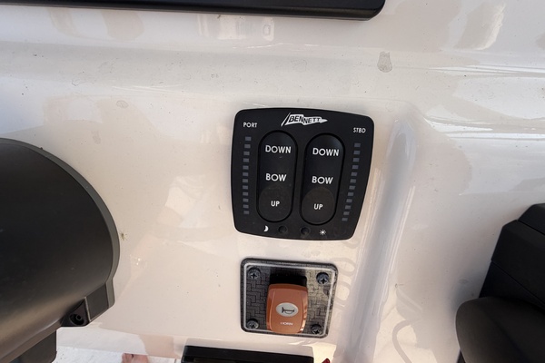 25ft Grady White Yacht For Sale