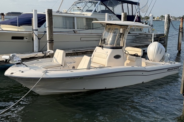 25ft Grady White Yacht For Sale