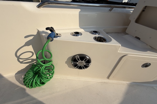 25ft Grady White Yacht For Sale