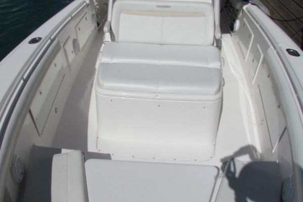 42ft Everglades Yacht For Sale