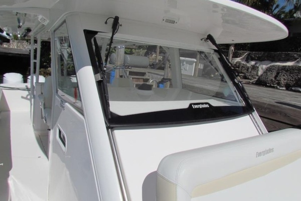 42ft Everglades Yacht For Sale
