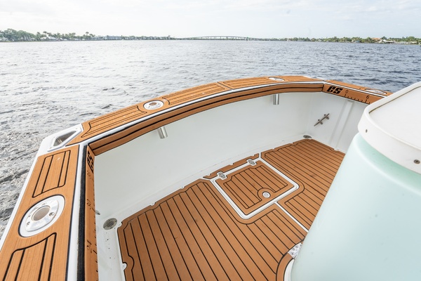 24ft Bimini Yacht For Sale