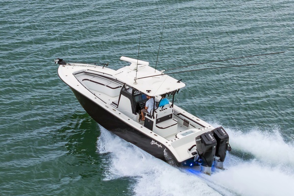 2025 Yellowfin 32