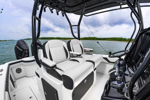 2025 Yellowfin 32