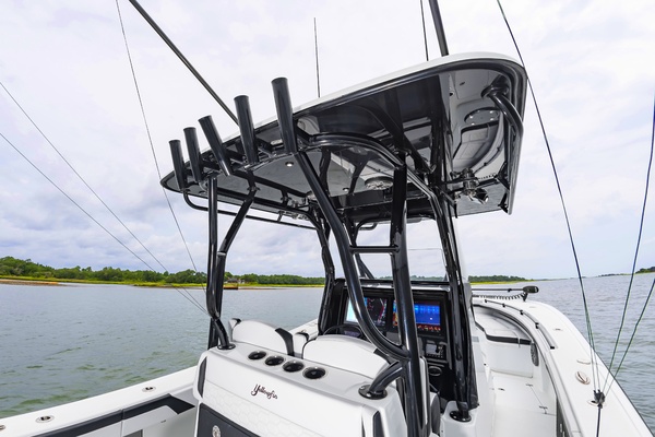 32ft Yellowfin Yacht For Sale