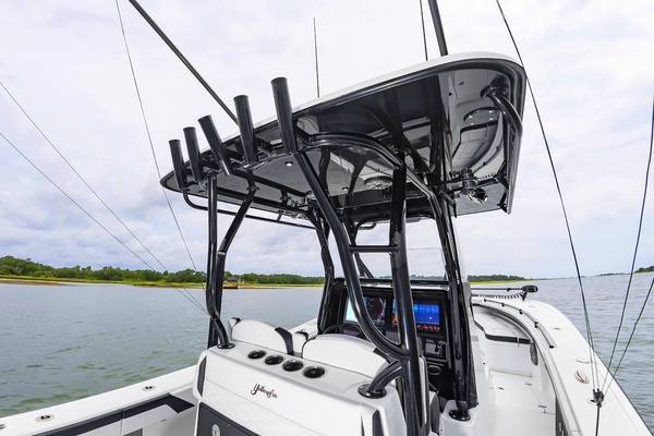 2025 Yellowfin 32