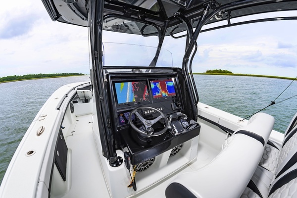2025 Yellowfin 32