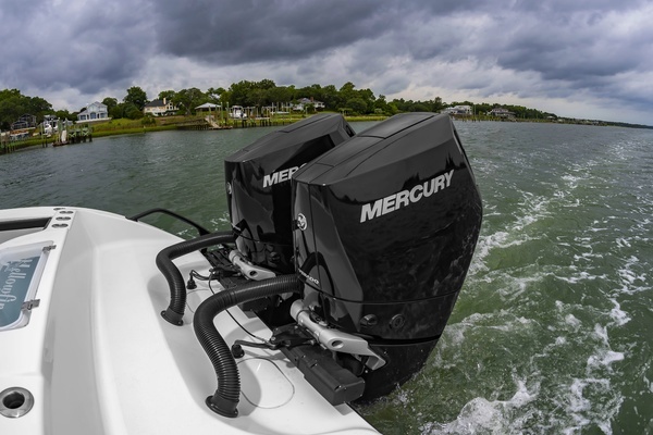 2025 Yellowfin 32