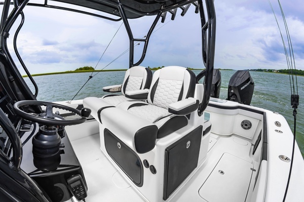 2025 Yellowfin 32