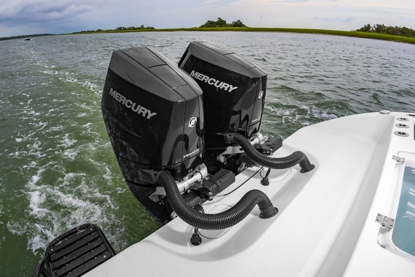 2025 Yellowfin 32