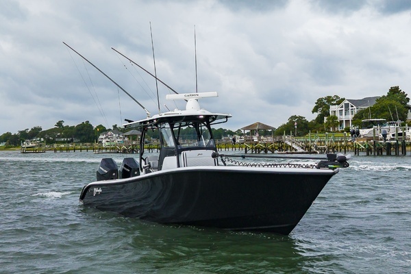 2025 Yellowfin 32