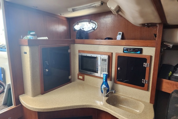 Pangloss 32ft Albemarle Yacht For Sale
