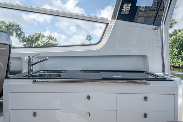 OYEOYE 40ft Nimbus Yacht For Sale