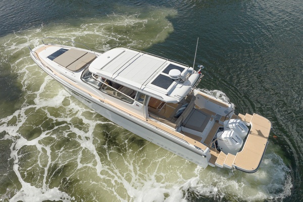 OYEOYE 40ft Nimbus Yacht For Sale