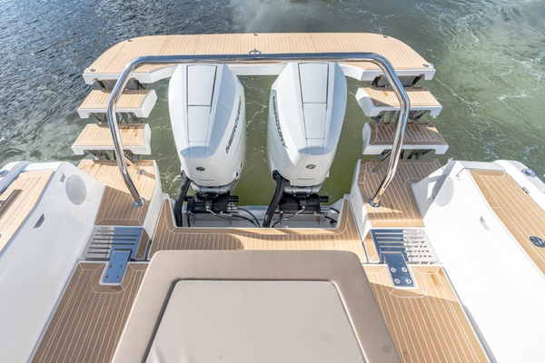 OYEOYE 40ft Nimbus Yacht For Sale