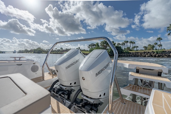 OYEOYE 40ft Nimbus Yacht For Sale