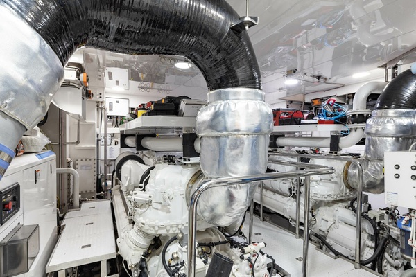 WRECKLESS 120ft Ocean Alexander Yacht For Sale