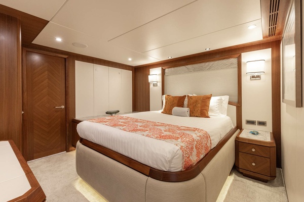 WRECKLESS 120ft Ocean Alexander Yacht For Sale
