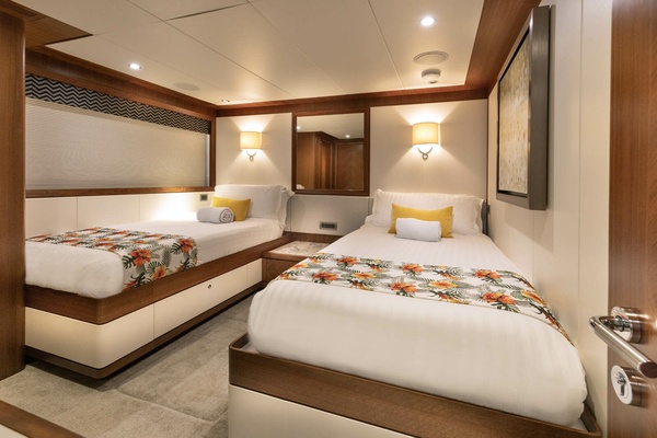 WRECKLESS 120ft Ocean Alexander Yacht For Sale
