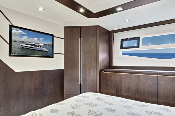 56ft Galeon Yacht For Sale