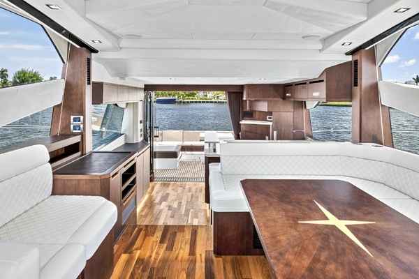 2017 Galeon 56