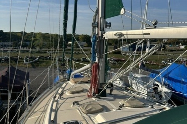Blue Water Discovery 32ft Island Packet Yacht For Sale