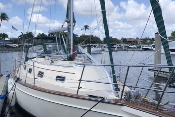 Blue Water Discovery 32ft Island Packet Yacht For Sale