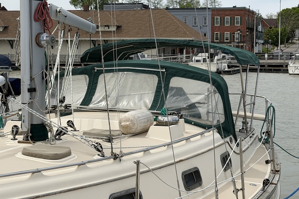 Blue Water Discovery 32ft Island Packet Yacht For Sale